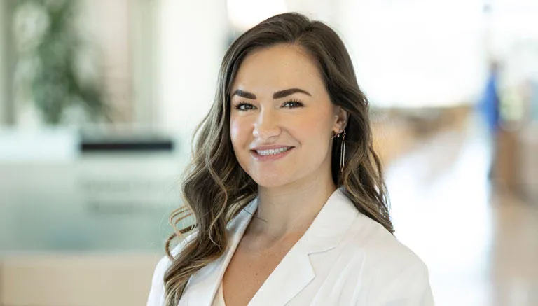 Dr. Lauren Parenica - Oklahoma City, OK - Orthopedic Surgery