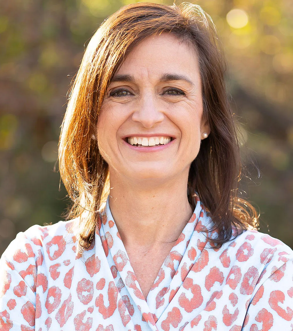 Dr. Daphne Shaw, MD - Fort Worth, TX - Pediatrics, Internist/pediatrician