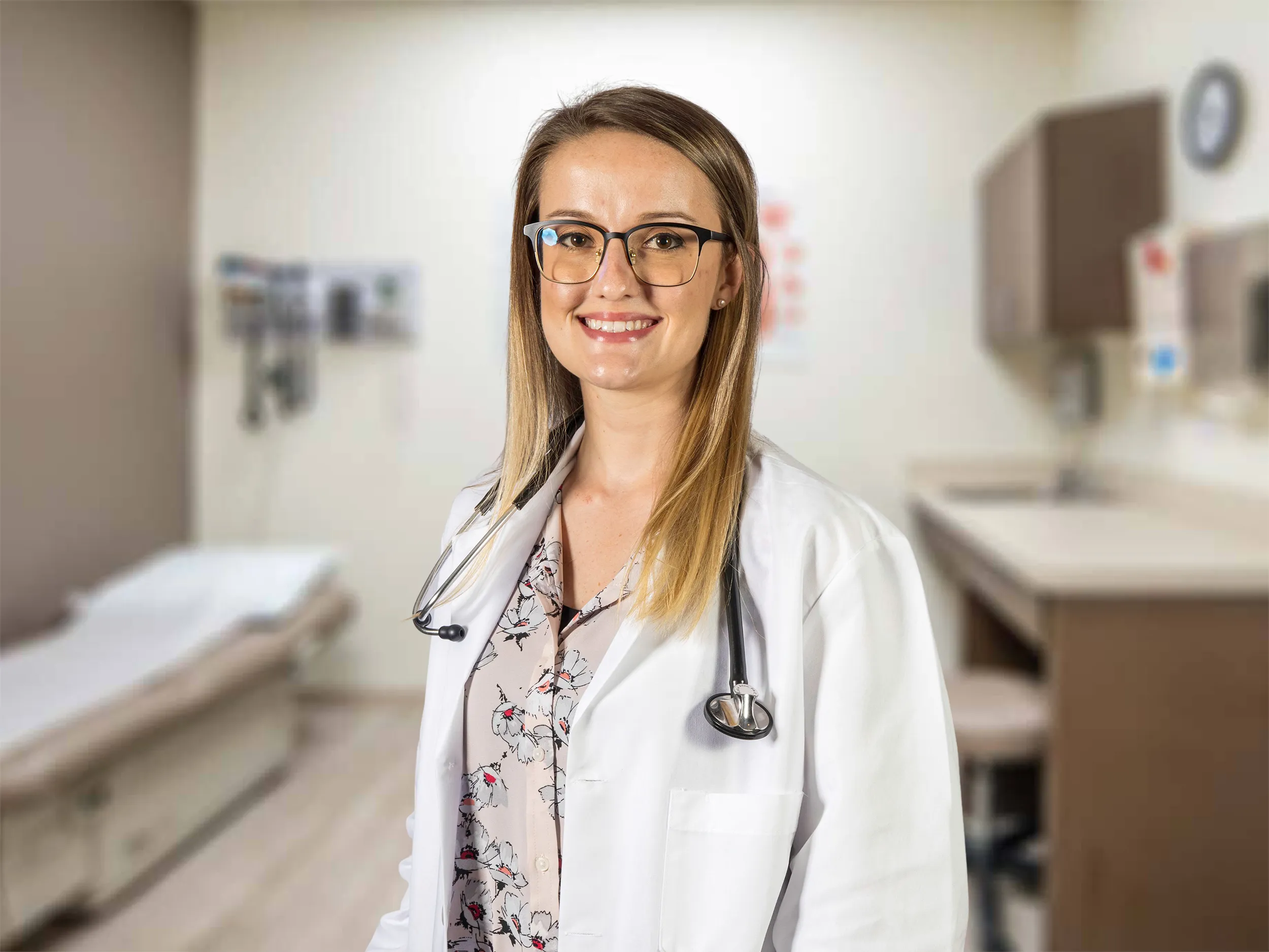 Dr. Katie Allen - Chicago, IL - Internal Medicine, Family Medicine
