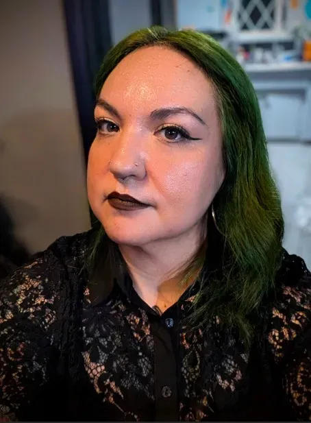 Laura Simmons - Burbank, CA - Mental Health Counseling, Clinical Social Worker, Psychologist