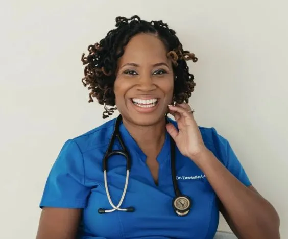 Dr. Danielle Lewis, NMD - Phoenix, AZ - Naturopathy, Acupuncture, Family Medicine, Integrative Medicine