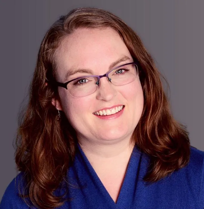 Dr. Ashley Flores, DTCM, MSTOM - CHICAGO, IL - Acupuncture, Integrative Medicine
