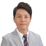 Dr. Kevin (Donguk) Lee, DMD