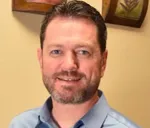 Dr. Nathan J Putnam
