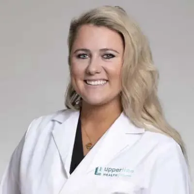 Dr. Bobbi Hayashi - Ormond Beach, FL - Podiatry