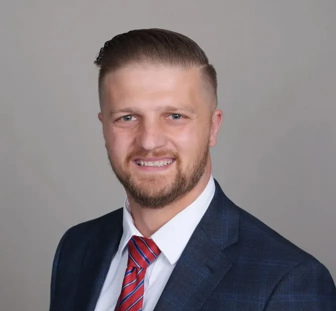 Dr. Veaceslav Beniamin Goras - Fircrest, WA - Chiropractor, Physical Medicine & Rehabilitation