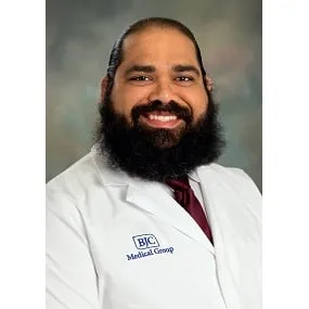 Dr. Juan R Almaguer - Wentzville, MO - Family Medicine