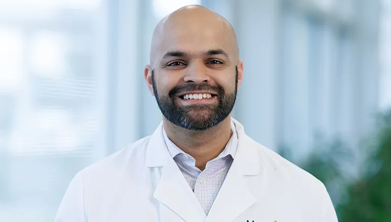 Dr. Bilal Omar Quadri - St. Charles, MO - Family Medicine