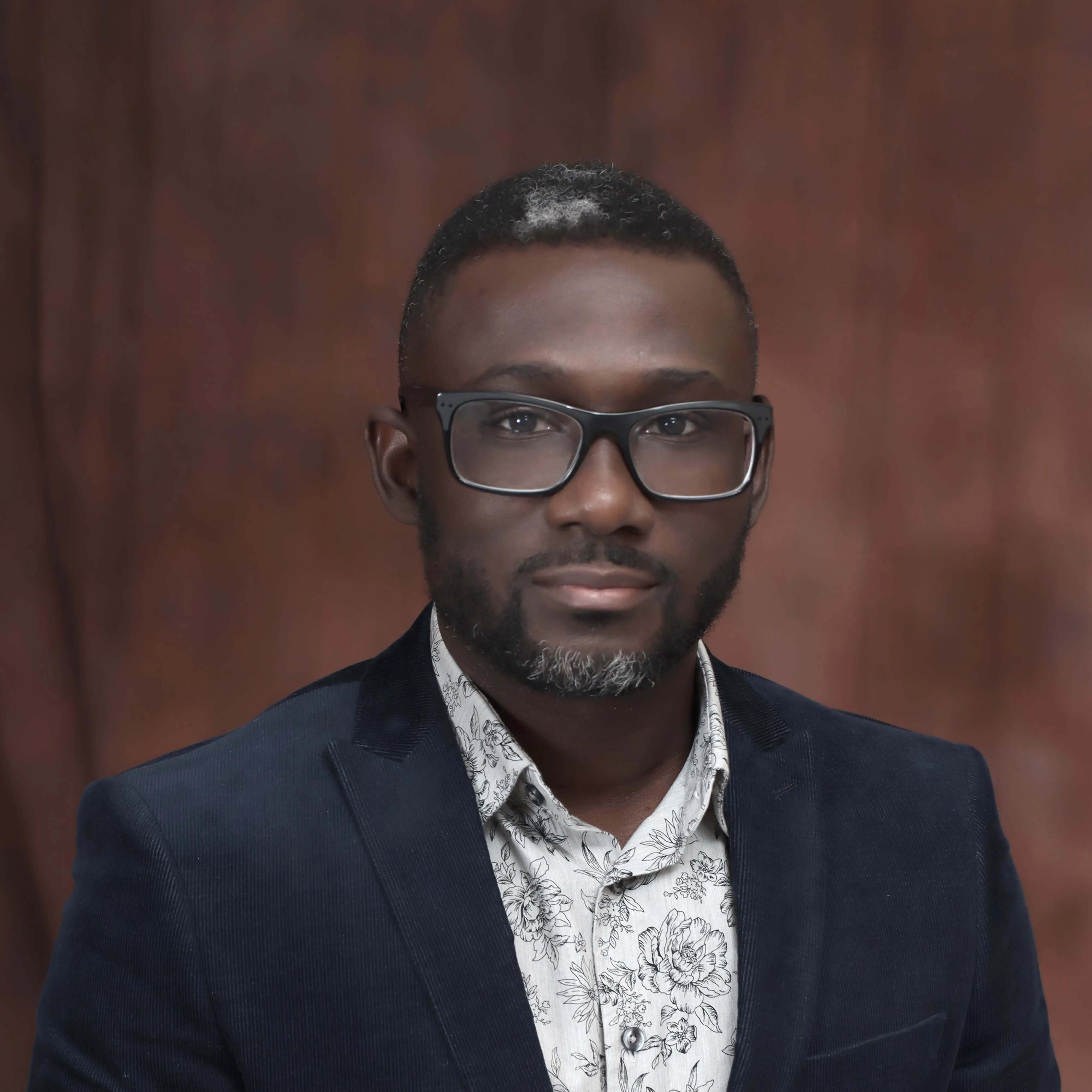 Dr. Julius Manu, MD