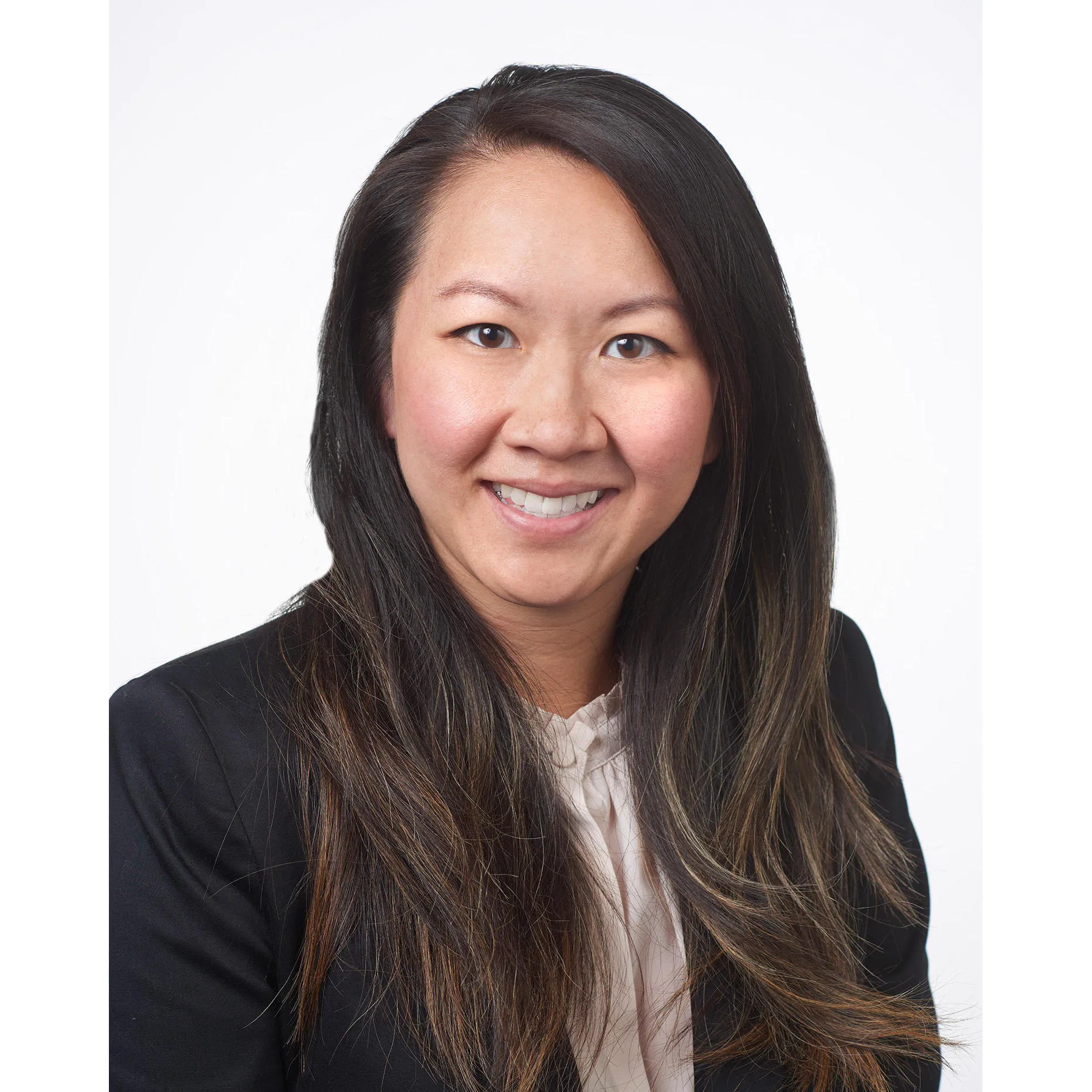 Dr. Hnoukaj Aurore Lyfoung - Healdsburg, CA - Surgery