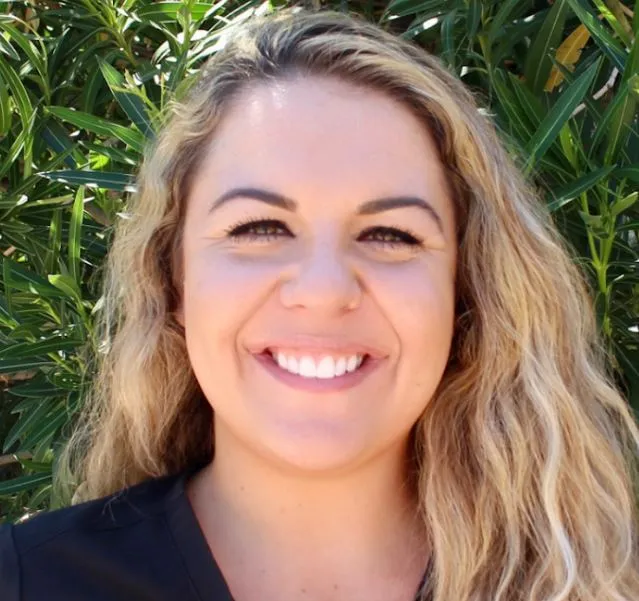 Dr. Samantha Jo Yineman, DDS - GILBERT, AZ - Endodontics, Dentistry