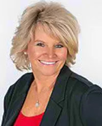 Dr. Jennifer Mahannah, APN - Monticello, IL - Internal Medicine