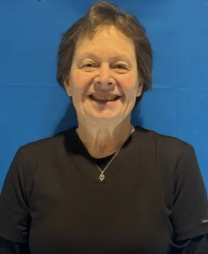 Dr. Carol Geisman, CNP - Middlefield, OH - Family Medicine