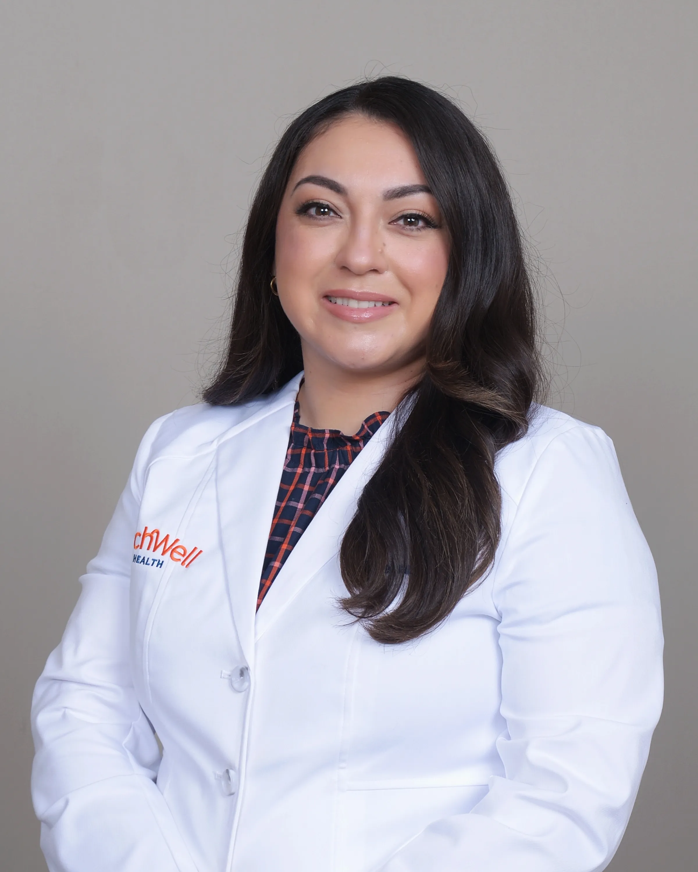 Ayin Hernandez, FNP - Peoria, AZ - Geriatric Medicine, Geriatrician