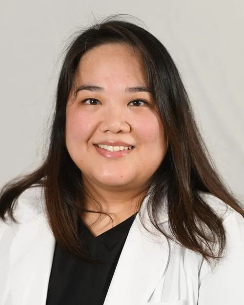 Dr. Yenna Le, APN - Edison, NJ - Internal Medicine