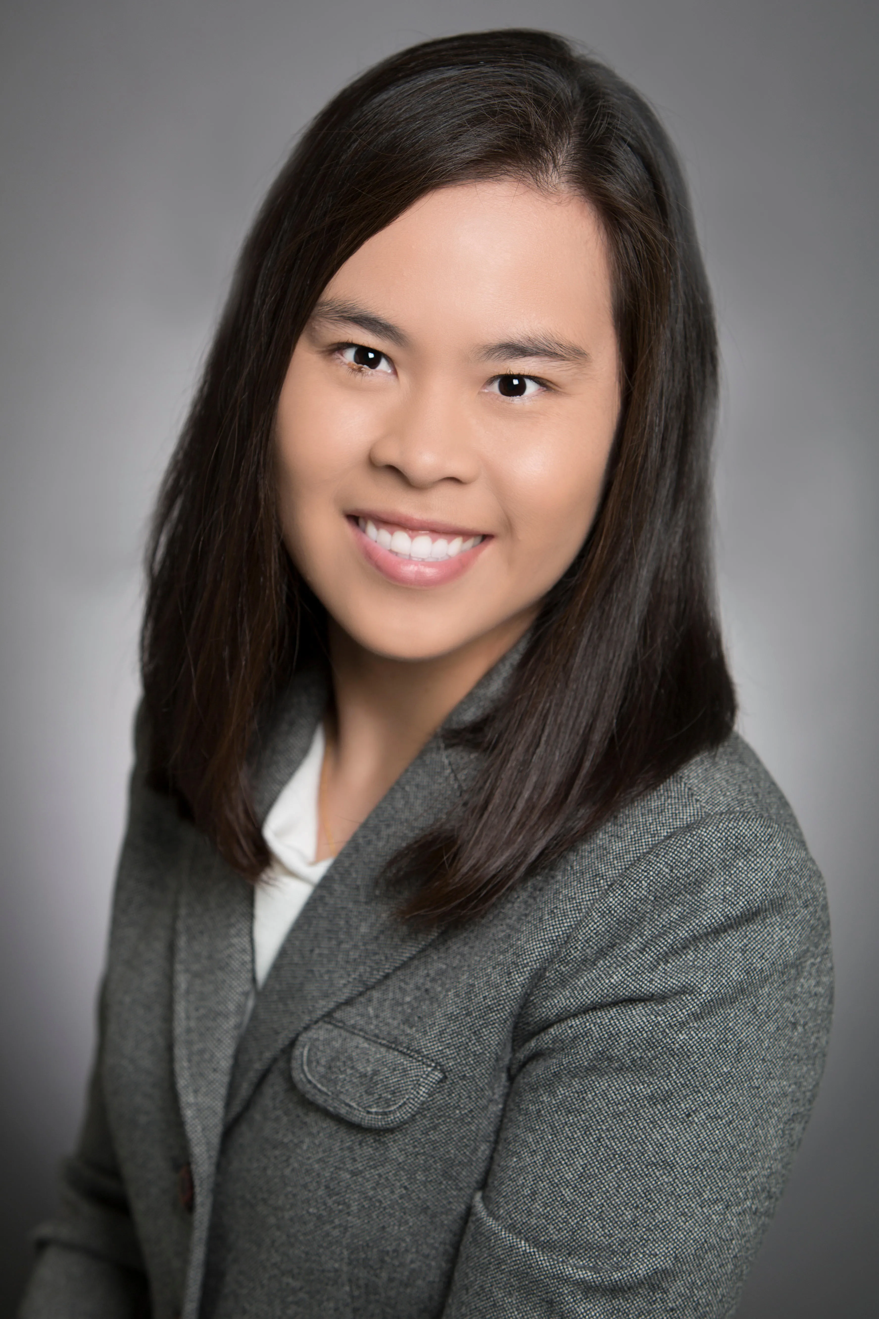 Dr. Loan Nguyen, MD - Pearland, TX - Family Medicine