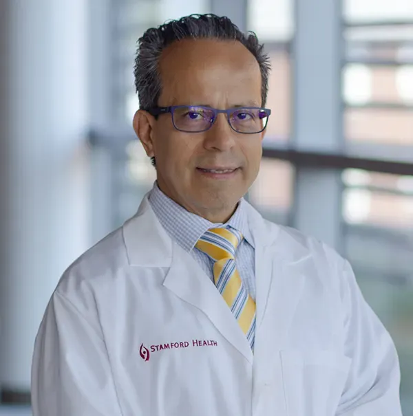 Dr. Romulo V Vasquez, MD - Stamford, CT - Family Medicine, Sport Medicine Specialist