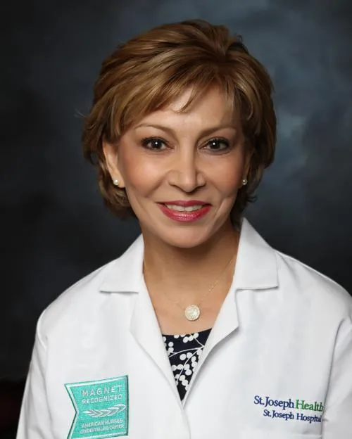 Mahnaz Baradar, FNP - Yorba Linda, CA - Family Medicine