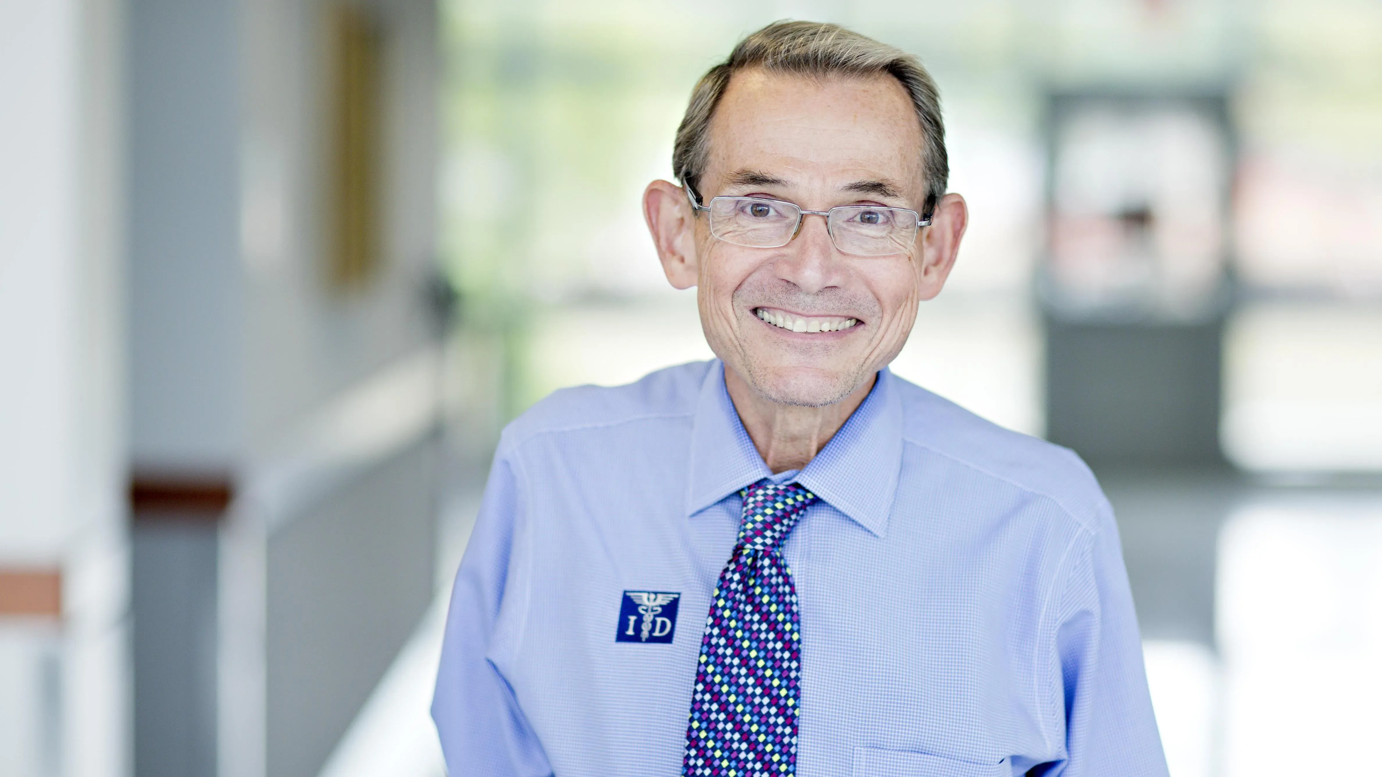 Dr. Luther Valentine Rhodes, MD - Hazleton, PA - Internal Medicine, Infectious Disease