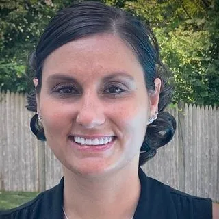 Lindsey Irene Schoener - BUZZARDS BAY, MA - Nurse Practitioner