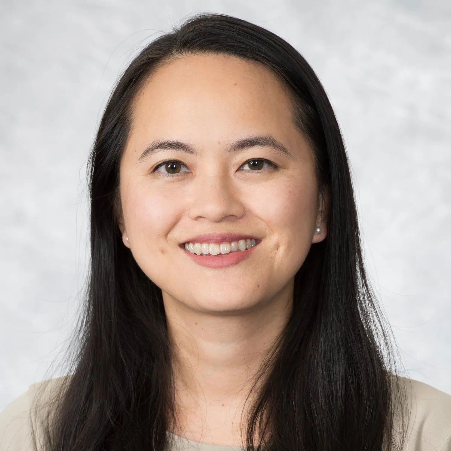 Dr. Tiffany Hoang