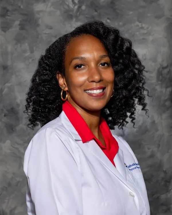Dr. Alexandra Gabriella St. Louis, MD - Malverne, NY - Family Medicine