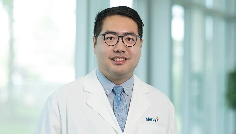 Dr. Guangchen Zou - St. Louis, MO - Internal Medicine, Nephrologist