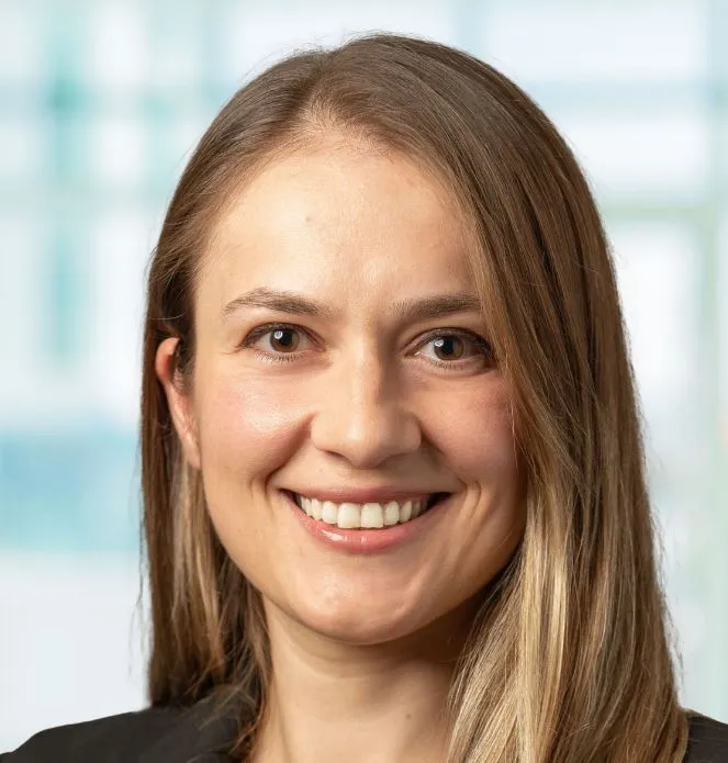 Dr. Lediana Goduni, MD - Middleburg Heights, OH - Ophthalmology, Surgery