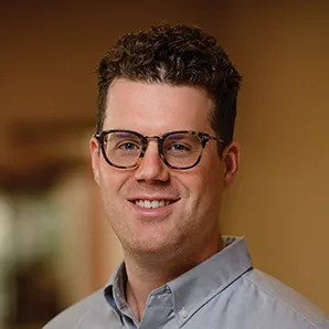 Dr. Zachary Garrett Kaczmarek, MD - Franklin, WI - Internal Medicine