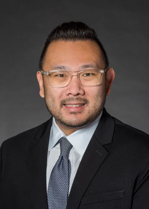 Dr. Norman Mau Lee, MD - Riverhead, NY - Critical Care Medicine, Critical Care Specialist