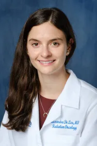 Dr. Alexandra N De Leo