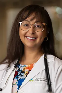Dr. Hannah Valdes-Chenoweth, MD - Enumclaw, WA - Obstetrics & Gynecology