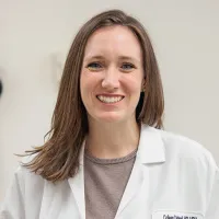 Dr. Colleen Caldwell, MD - Ashburn, VA - Internal Medicine