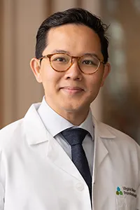 Dr. Phuqui (quincy) D Pham, MD - Tacoma, WA - Internal Medicine