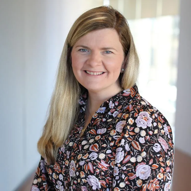 Dr. Sinead F Brady, MD - New York, NY - Neonatology, Neonatologist