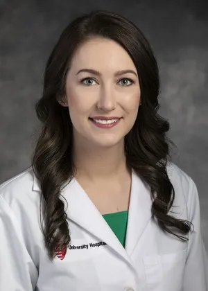 Dr. Stephanie Fernald, CNP - Avon, OH - Pediatrics, Internal Medicine, Internist/pediatrician