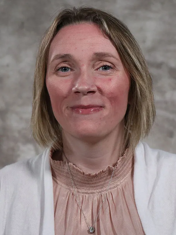 Lindsey M Mcdaniel, NP - Bloomington, IN - Family Medicine