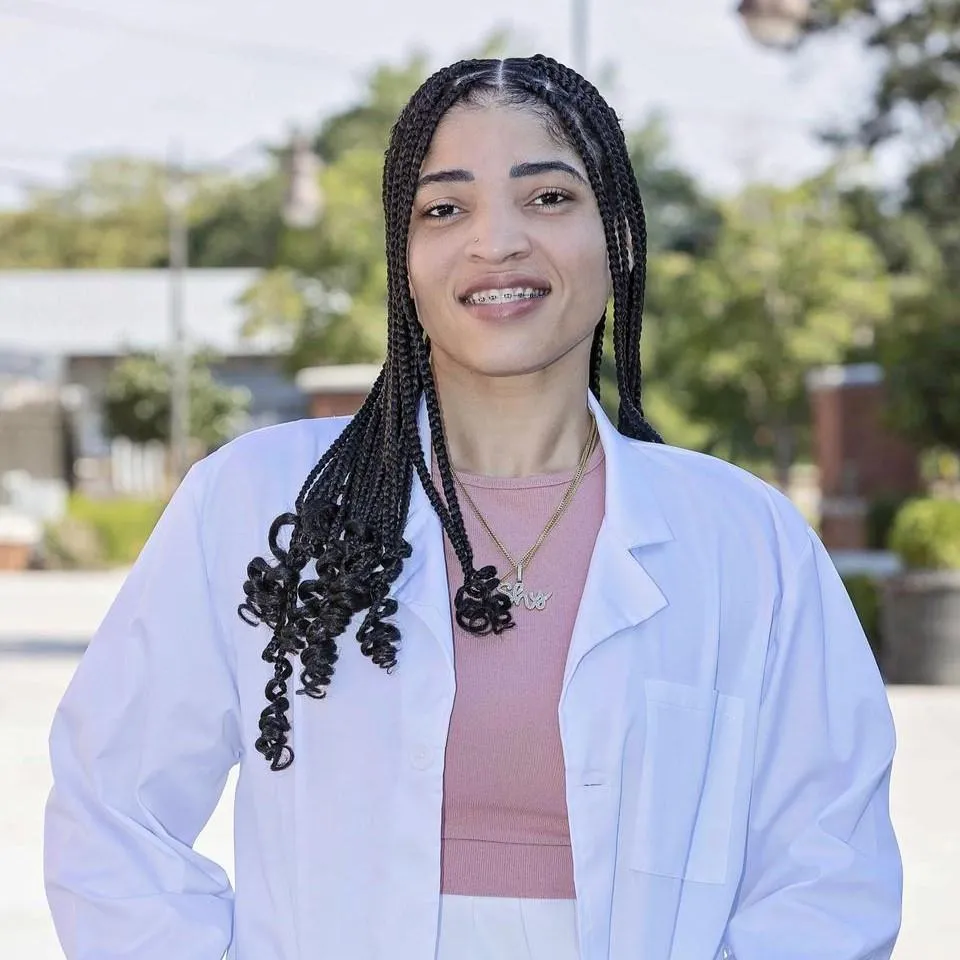 Shialla Deneen Warren - Douglasville, GA - Nurse Practitioner, Psychiatry
