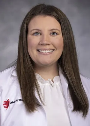 Dr. Kaitlin Novak, CNP - Parma, OH - Pediatrics, Internist/pediatrician