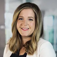 Lauren Warneke, APRN - Omaha, NE - Nurse Practitioner