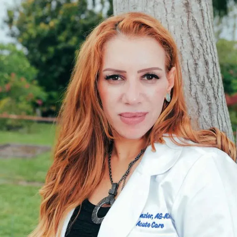 Dr. Zeinab M Arafat - Palm Beach Gardens, FL - Geriatric Medicine, Critical Care Medicine
