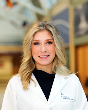 Lauren Stuedemann, NP - Kalamazoo, MI - Nurse Practitioner
