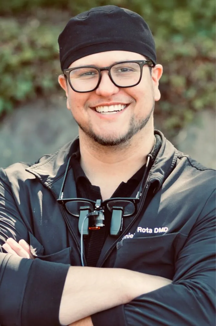 Dr. Daniel Larota - Burien, WA - Dentistry