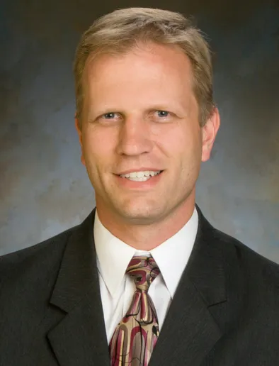 Dr. Ryan R. Karlstad, MD - Woodbury, MN - Orthopedic Surgery, General Orthopedics, General Surgeon, Internist/pediatrician