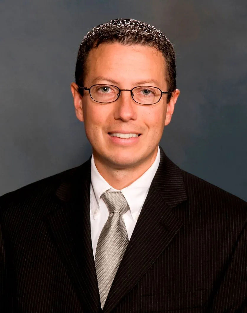 Dr. Kristopher M Oswalt, MD - Morris, IL - Colorectal Surgery, Surgery