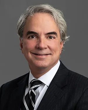 Dr. Lorenzo F. Munoz, MD - Oak Brook, IL - Neurological Surgery, Neurosurgery