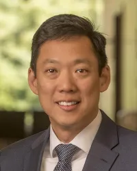 Dr. Dennis S. Oh, MD - Springfield, MA - Neurological Surgery, Orthopedic Surgery