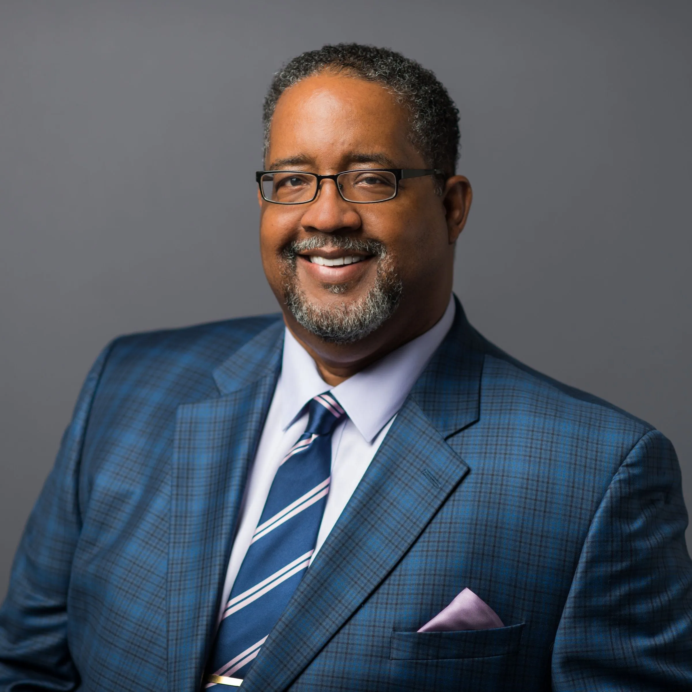 Dr. Arthur Raines - Marietta, GA - Surgery, General Orthopedics, General Surgeon, Hand Surgeon, Sport Medicine Specialist