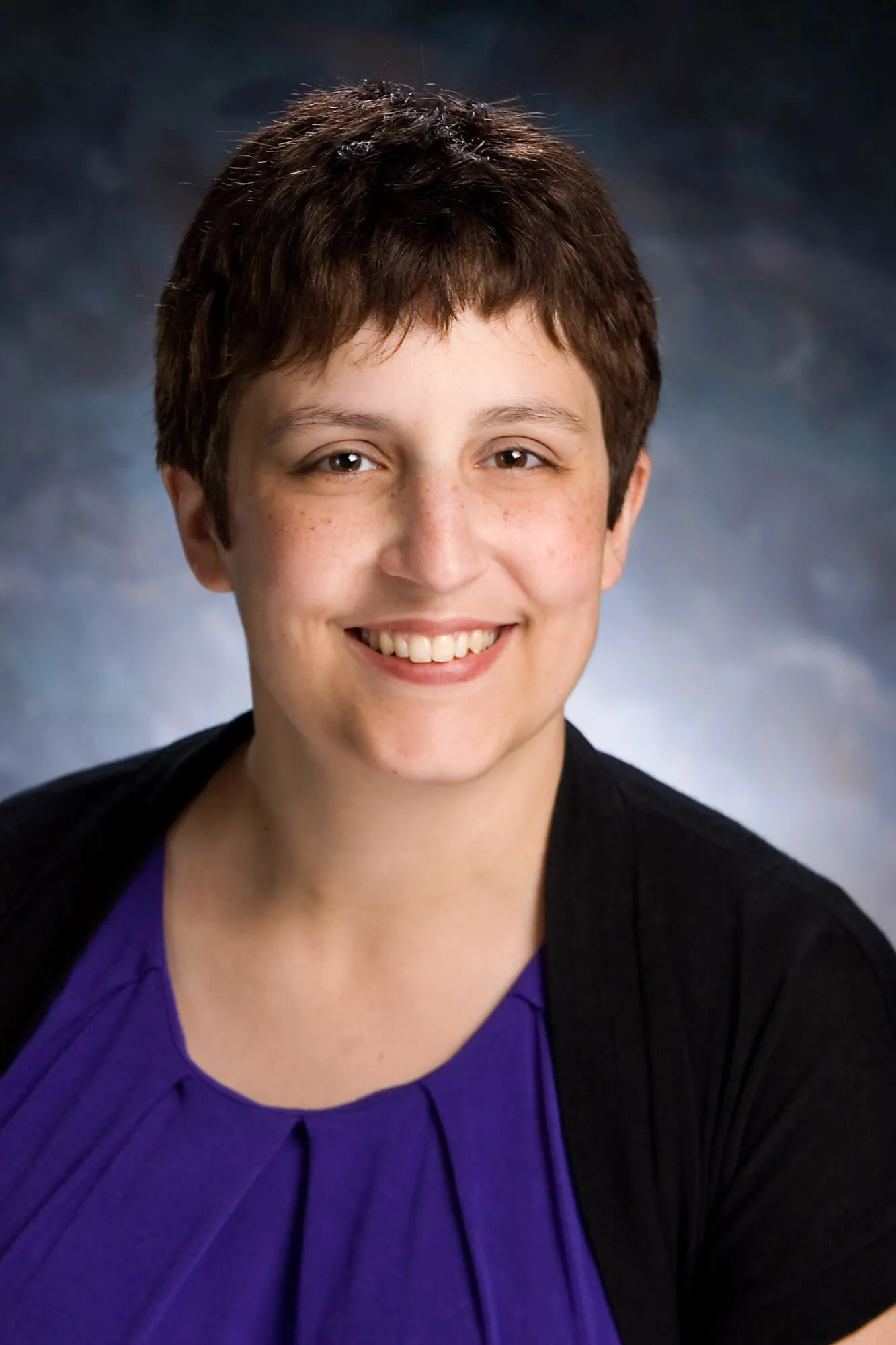 Dr. Amanda L. Shoemaker, MD - Holt, MI - Family Medicine