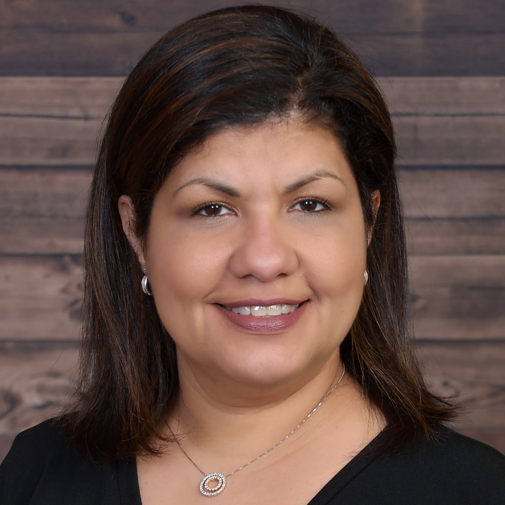 Dr. Sunita Angela Sujanani, MD - Ventura, CA - Family Medicine